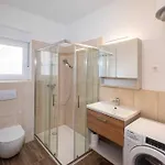 Apartamento With Parking Space - 25204 Zadar