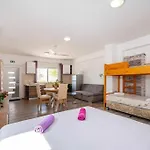 Apartman With Parking Space - 25204 Zadar