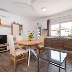 With Parking Space - 25204 Apartman Zadar