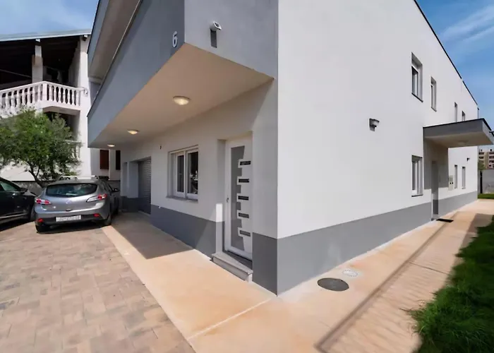 With Parking Space - 25204 *