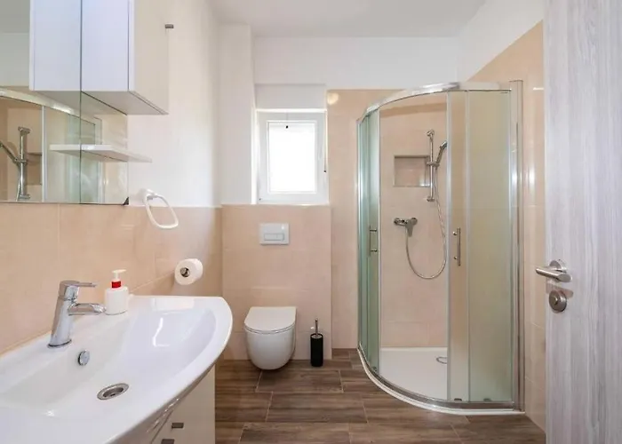 Apartment With Parking Space - 25204 Zadar