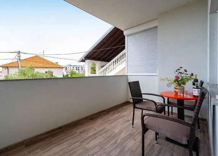 With Parking Space - 25204 *