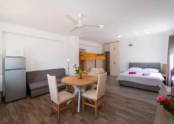 With Parking Space - 25204 Apartment Zadar