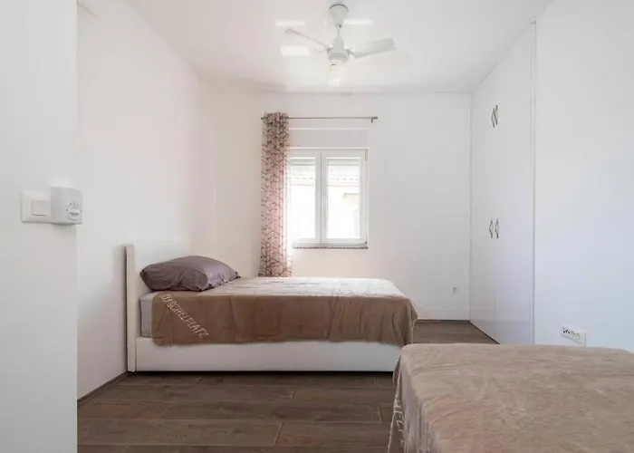 With Parking Space - 25204 Apartment *